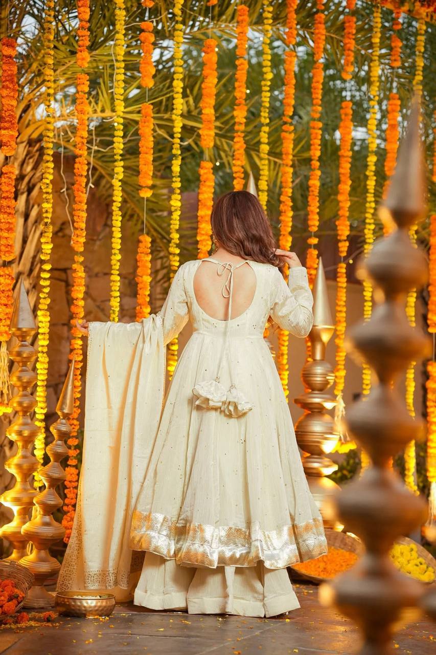 Vanigold Embroidered Chinnon Anarkali Suit Set