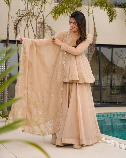 Golden Sand Elegant Kurta Set