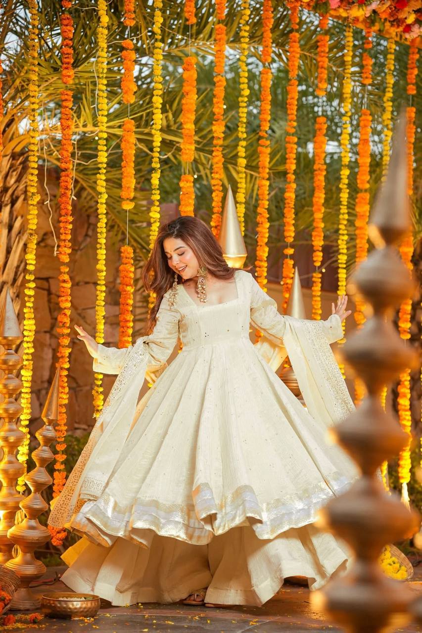 Vanigold Embroidered Chinnon Anarkali Suit Set